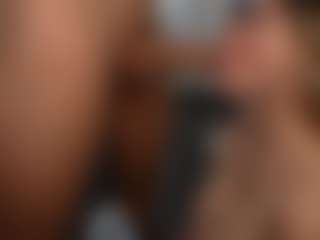 PeachAnna's Live Sex Cam Show