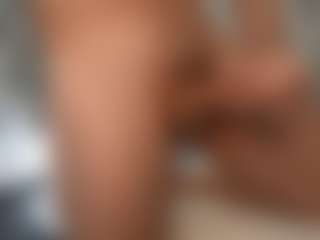 PeachAnna's Live Sex Cam Show