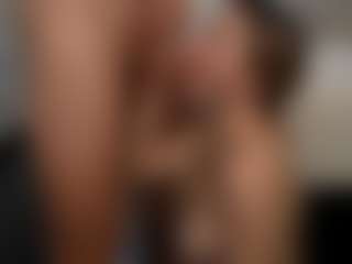PeachAnna's Live Sex Cam Show