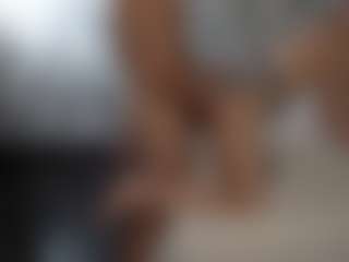 PeachAnna's Live Sex Cam Show