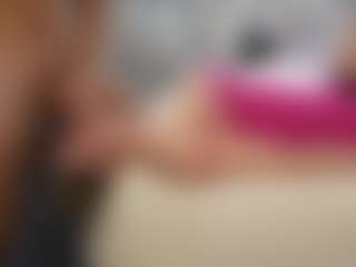 PeachAnna's Live Sex Cam Show