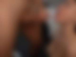 PeachAnna's Live Sex Cam Show
