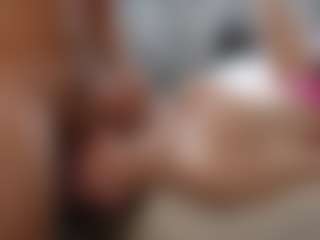 PeachAnna's Live Sex Cam Show