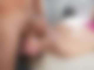 PeachAnna's Live Sex Cam Show