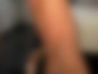 Live cam show with PeachAnna - Handjob on Camsoda