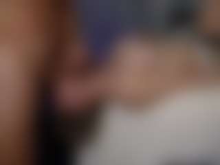 Live cam show with PeachAnna - Brown Eyes on Dolls Live