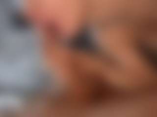 PeachAnna's Live Sex Cam Show