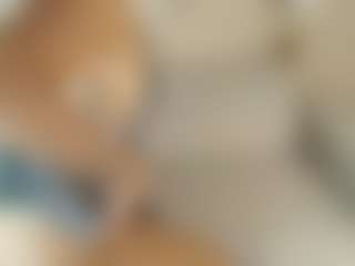 Live cam show with andreasaenzz - Toys on Hubzter Live