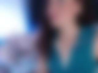Live cam show with sophiagomez - Deepthroat on SxyPornLive