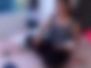 Live cam show with sophiagomez - Brown Hair on CamSodaAdn