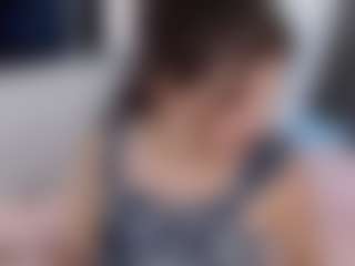 Live cam show with sophiagomez - Gag on AdultVida.com