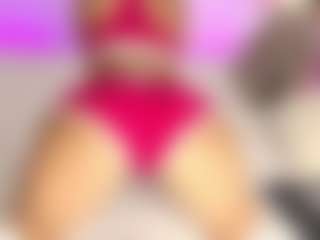 Live cam show with Alexa Whittee - Hot on xDating
