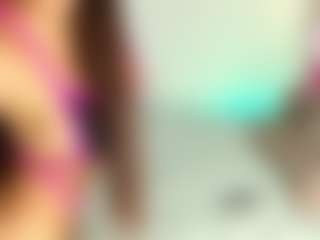 Live cam show with Alexa Whittee - Drinking on Hubzter Live