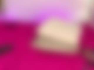 Live cam show with Alexa Whittee - Innocent on Soda Cam