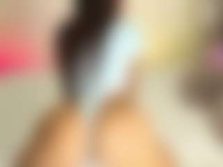 Live cam show with Alexa Whittee - Latina Petite on fapnchat | colombia