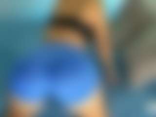 Live cam show with Alexa Whittee - BBW on live18s.com
