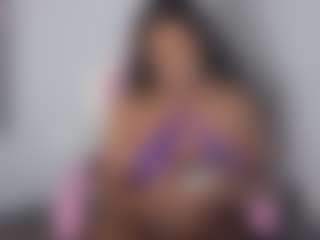 Live cam show with NynaStax - Brown Eyes on Uber Horny