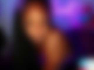 Live cam show with Goddess Treat - HD on EXY