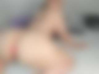 vampire-girl's Live Sex Cam Show