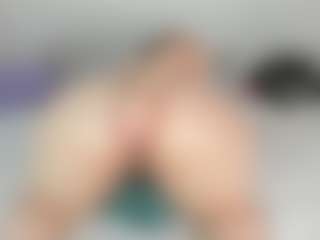 vampire-girl's Live Sex Cam Show