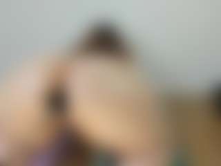 Live cam show with vampire-girl - Lush Latina on luckytryst.com