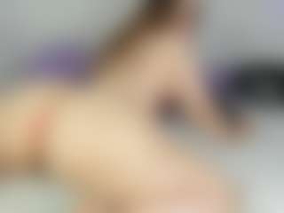 Live cam show with vampire-girl - Lush on googirlz