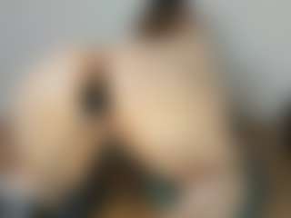 Live cam show with vampire-girl - Lovense on Hubzter Live