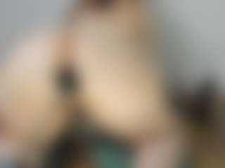 vampire-girl's Live Sex Cam Show