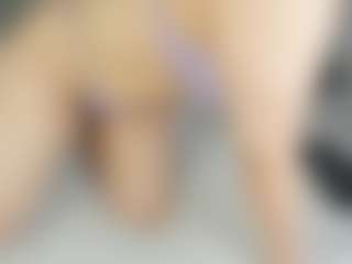 vampire-girl's Live Sex Cam Show