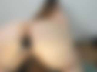 vampire-girl's Live Sex Cam Show