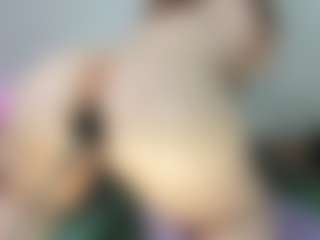 vampire-girl's Live Sex Cam Show