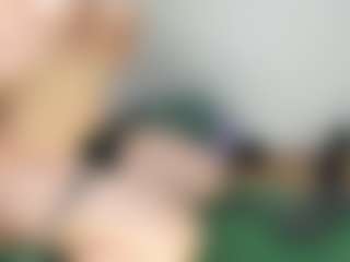 Live cam show with vampire-girl - Curvy Latina on CamwithHer