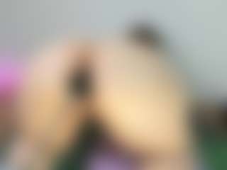vampire-girl's Live Sex Cam Show