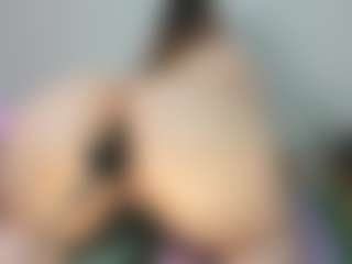 vampire-girl's Live Sex Cam Show