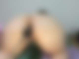 vampire-girl's Live Sex Cam Show