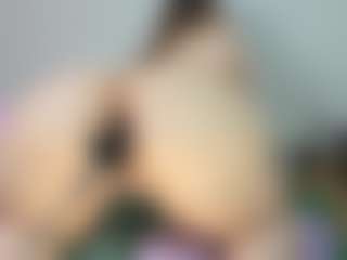 vampire-girl's Live Sex Cam Show