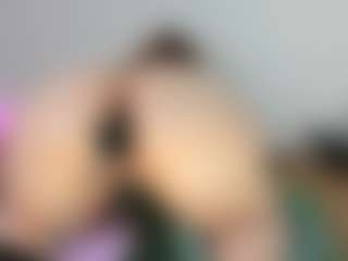vampire-girl's Live Sex Cam Show
