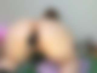 vampire-girl's Live Sex Cam Show