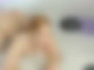 Live cam show with vampire-girl - Squirt on WildCum