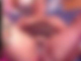 Live cam show with ingritbittch - Hairy on Dare Cams