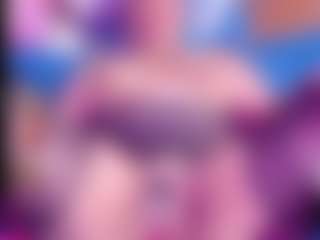 Live cam show with ingritbittch - Double Penetration on Camsoda