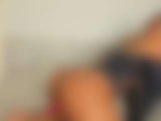 Antonia's Live Sex Cam Show