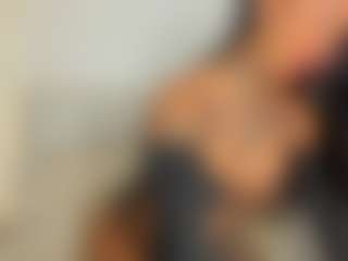 Antonia's Live Sex Cam Show