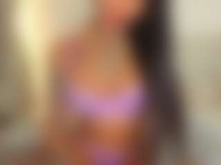 Antonia's Live Sex Cam Show