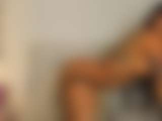 Antonia's Live Sex Cam Show