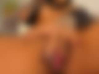 Antonia's Live Sex Cam Show