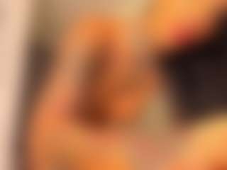 Live cam show with Antonia - Athletic College on CamwithHer