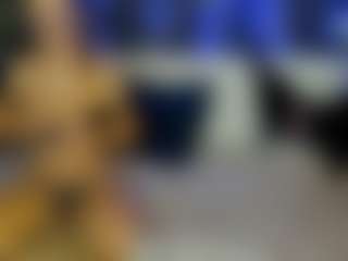 Live cam show with Ariana - Living Room on camwithhim.com