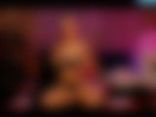 Live cam show with Ariana - Tiny on Strip Flash - Live Sex Shows