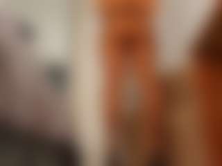 Live cam show with Angellyque - Shaved on AdultVida.com
